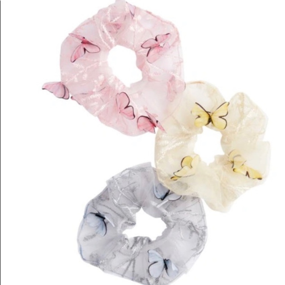 New 🦋 BP. 3-pack Assorted Butterfly Mesh Scrunchies